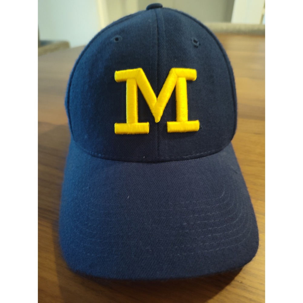 Nike Team Michigan Wolverines Hat Navy Blue 100% Wool Adjustable Cap Mens OSFA